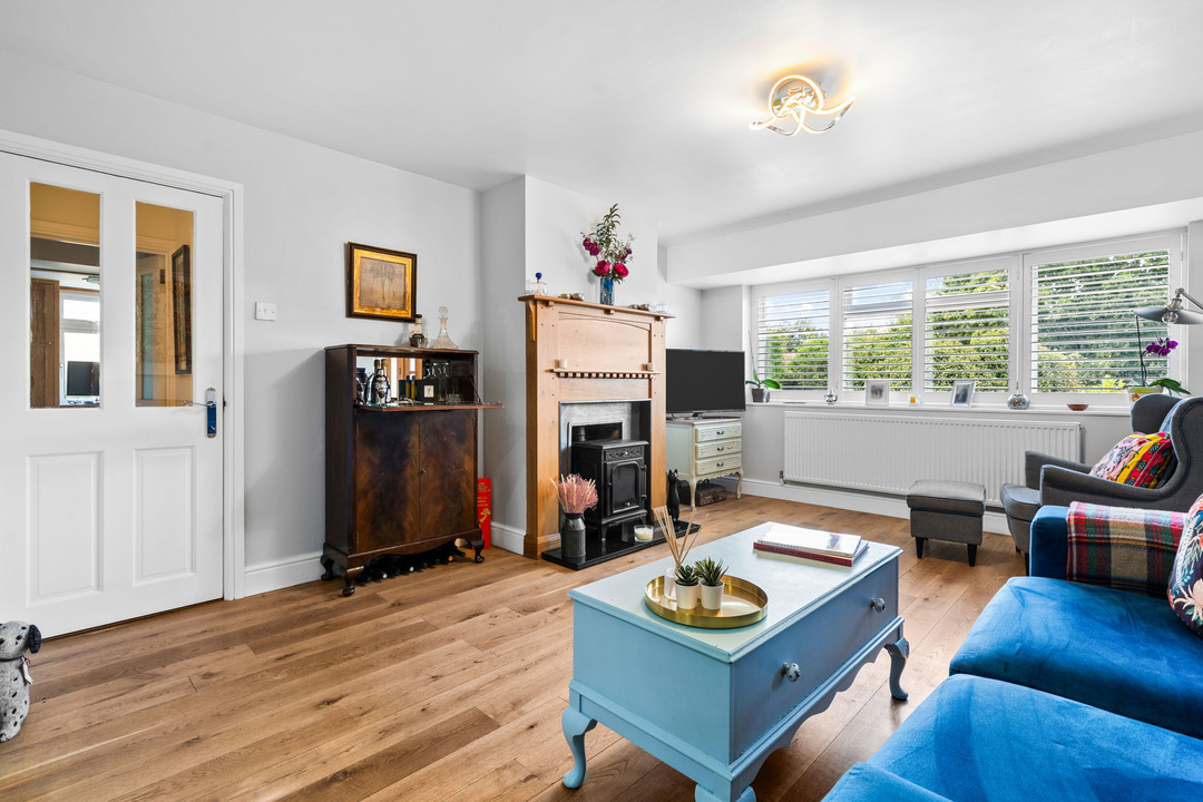 4 bed detached bungalow for sale in Lime Kiln Road, Mannings Heath  - Property Image 3