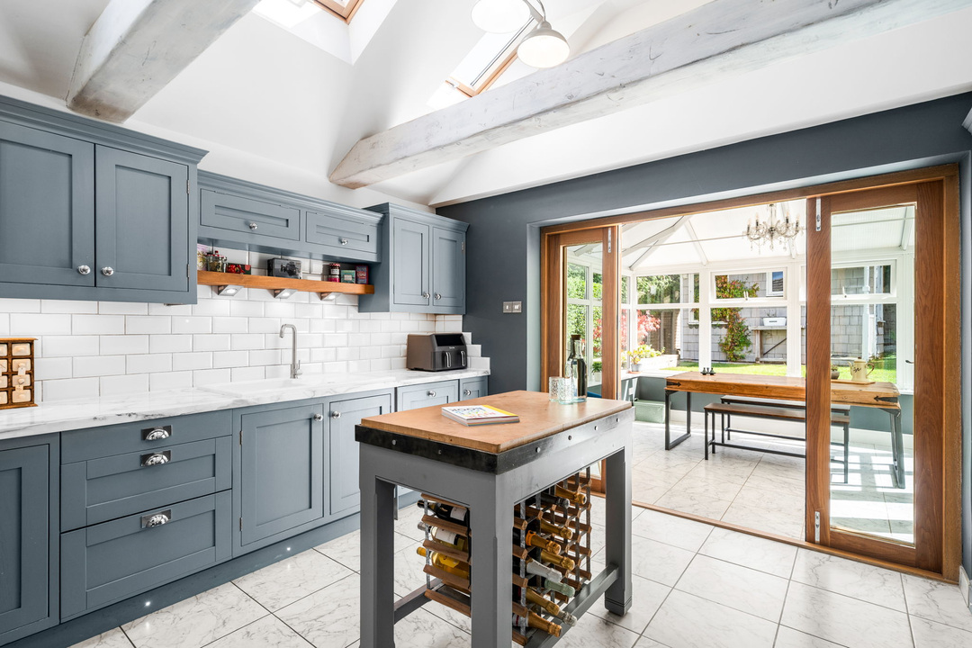 4 bed detached bungalow for sale in Lime Kiln Road, Mannings Heath  - Property Image 18