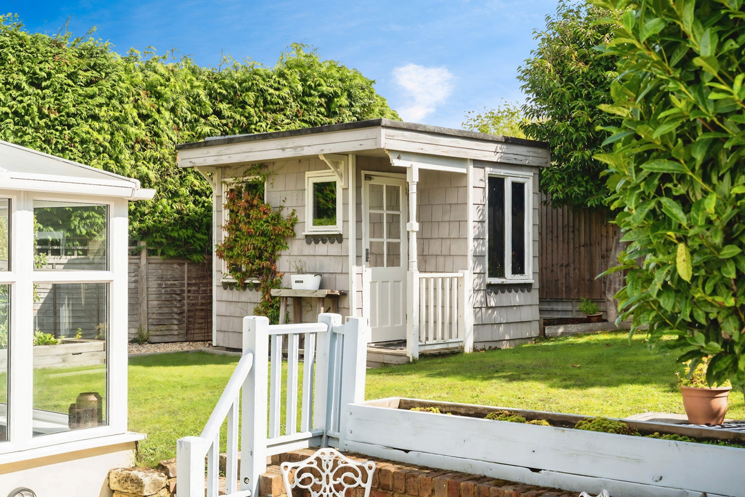 4 bed detached bungalow for sale in Lime Kiln Road, Mannings Heath  - Property Image 33