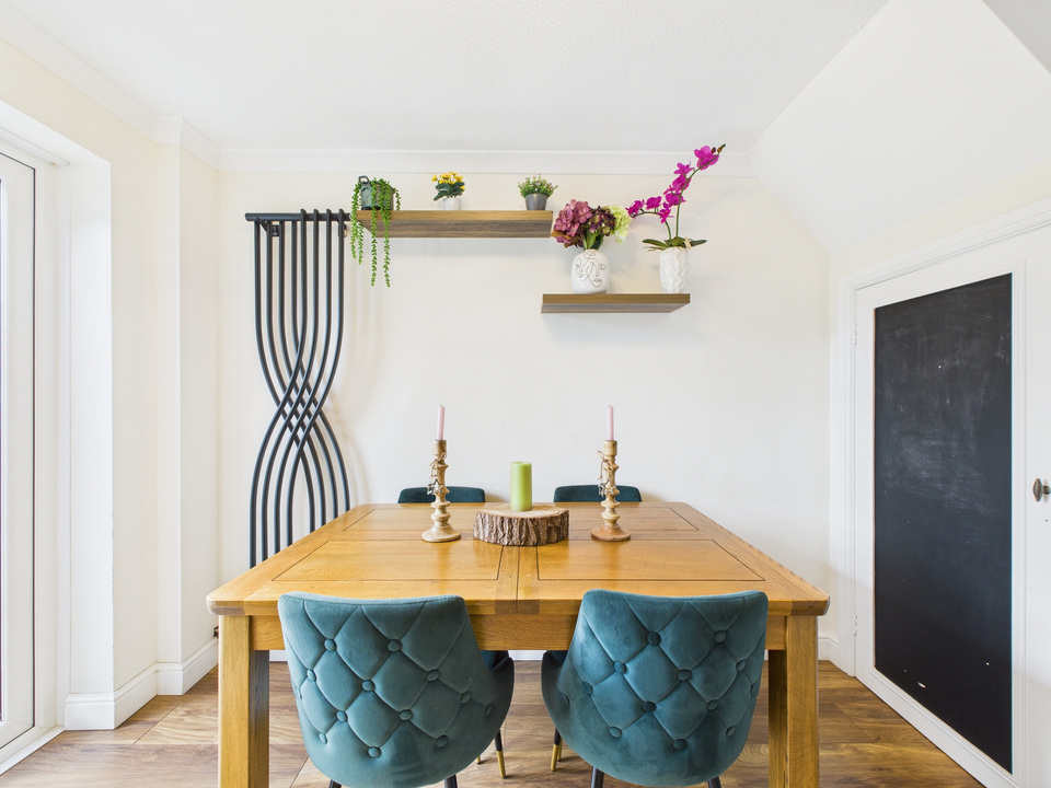 3 bed terraced house for sale in Beech Road, Horsham  - Property Image 13