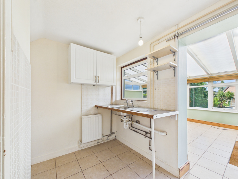 3 bed terraced house for sale in Sullington Mead, Broadbridge Heath  - Property Image 19