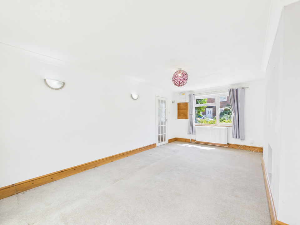 3 bed terraced house for sale in Sullington Mead, Broadbridge Heath  - Property Image 2