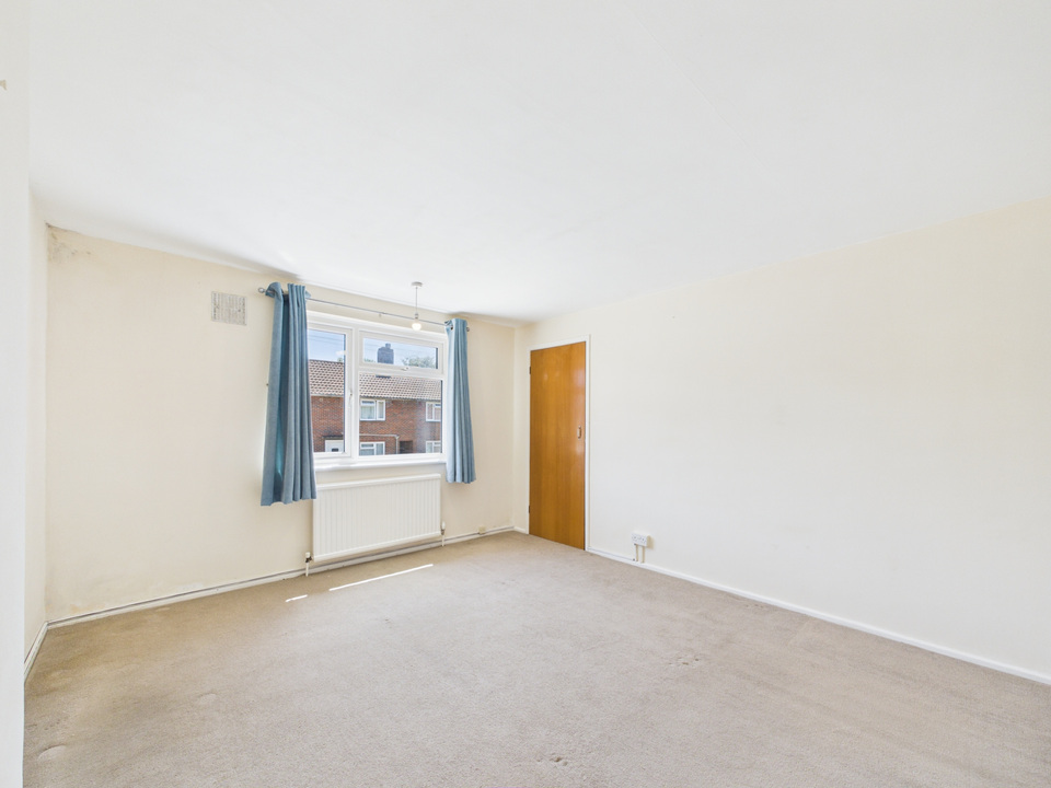 3 bed terraced house for sale in Sullington Mead, Broadbridge Heath  - Property Image 7
