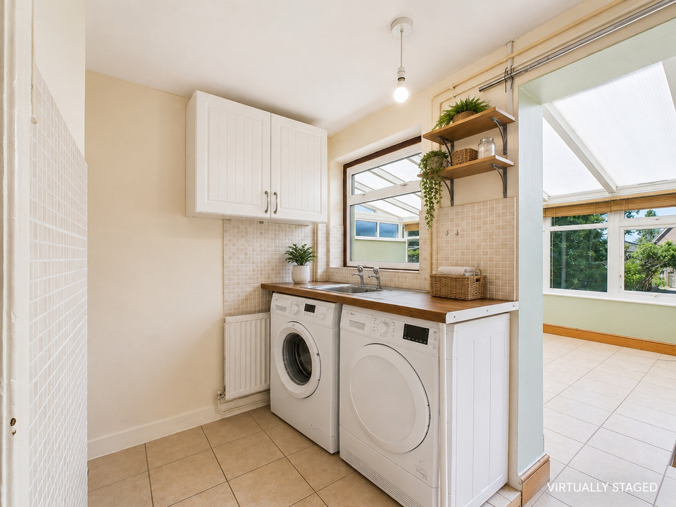 3 bed terraced house for sale in Sullington Mead, Broadbridge Heath  - Property Image 20