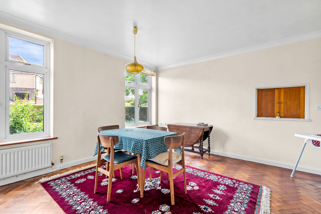 6 bed detached house for sale in Hillside, Horsham  - Property Image 16