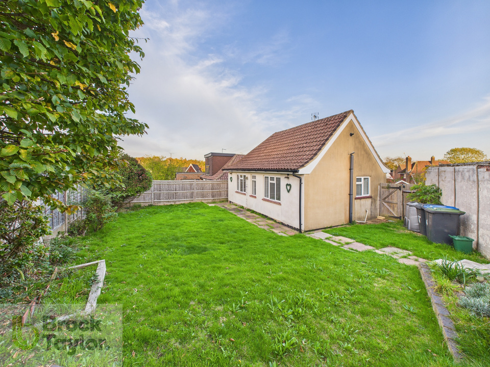 2 bed detached bungalow for sale in Turners Mill Close, Haywards Heath  - Property Image 2