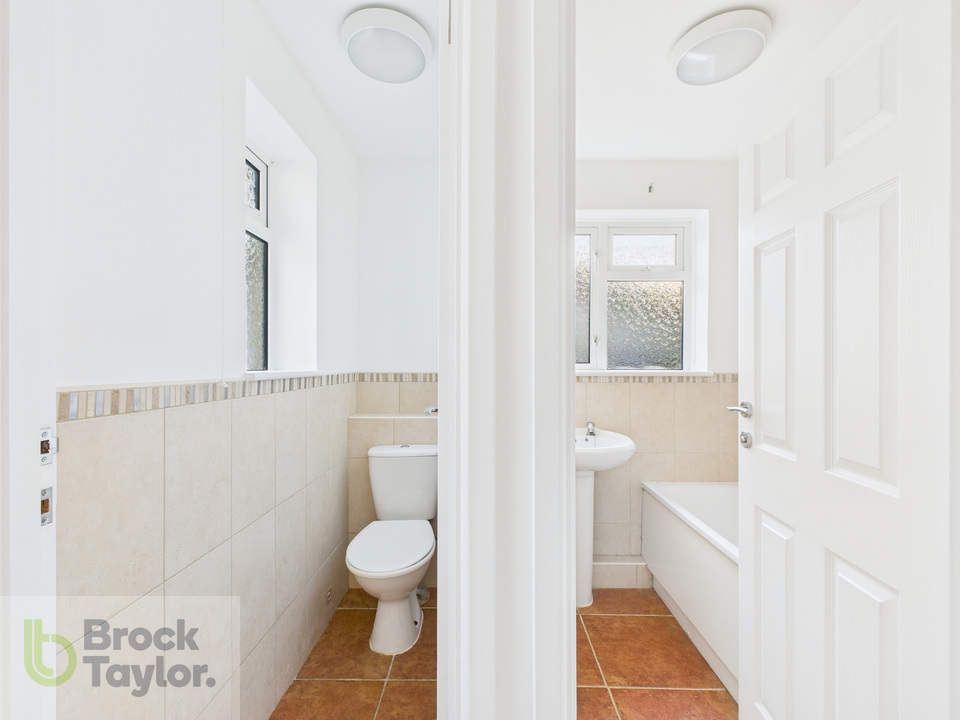 2 bed detached bungalow for sale in Turners Mill Close, Haywards Heath  - Property Image 12