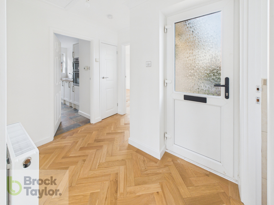 2 bed detached bungalow for sale in Turners Mill Close, Haywards Heath  - Property Image 10