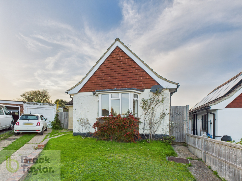 2 bed detached bungalow for sale in Turners Mill Close, Haywards Heath  - Property Image 14