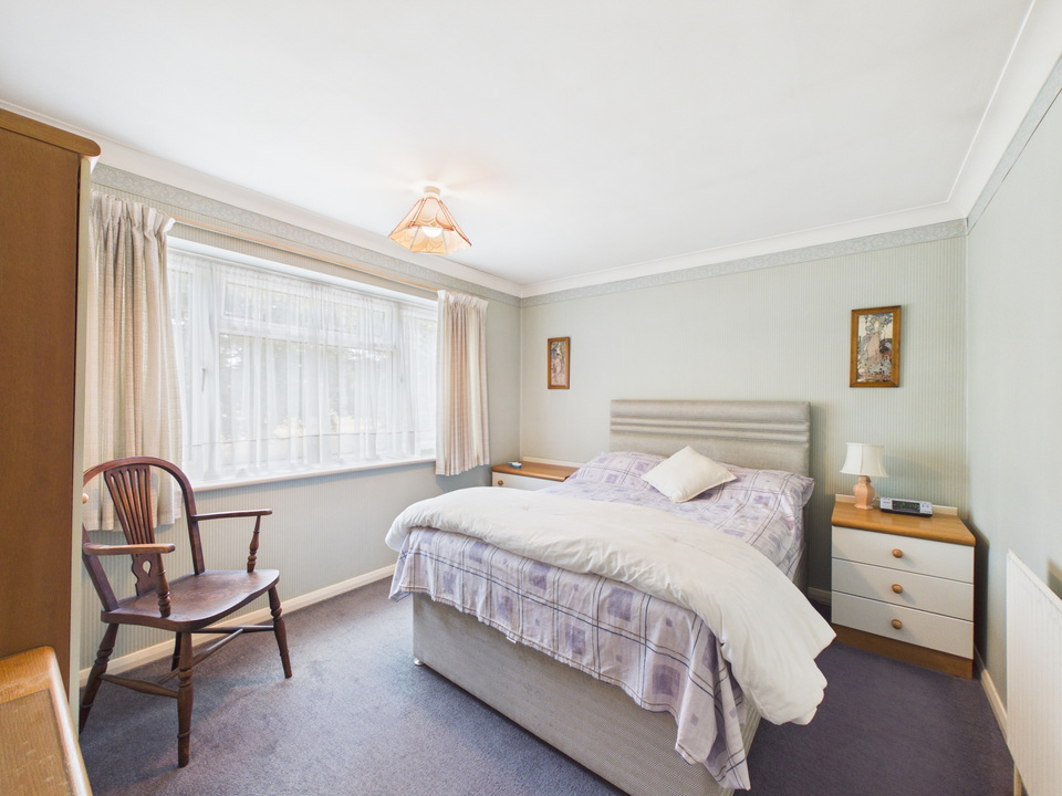 4 bed detached house for sale in Caterways, Horsham, West Sussex - Property Image 6