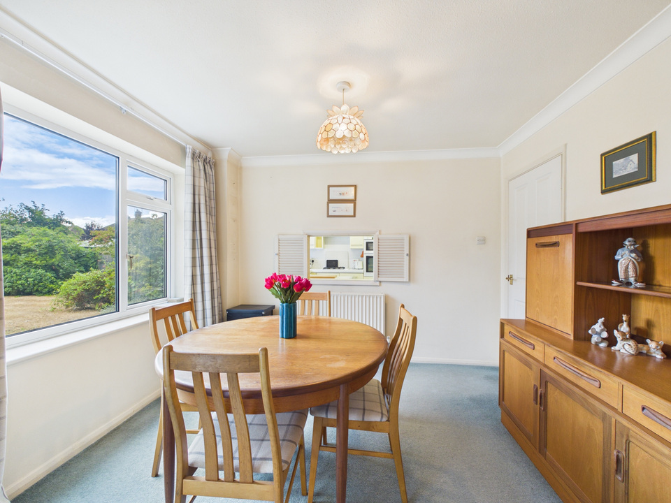 4 bed detached house for sale in Caterways, Horsham, West Sussex - Property Image 4