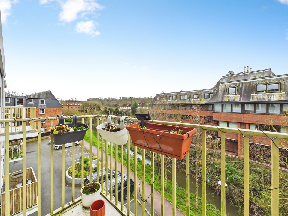 2 bed apartment for sale in Prewetts Mill Apartments, Mill Bay Lane, Horsham, West Sussex  - Property Image 9