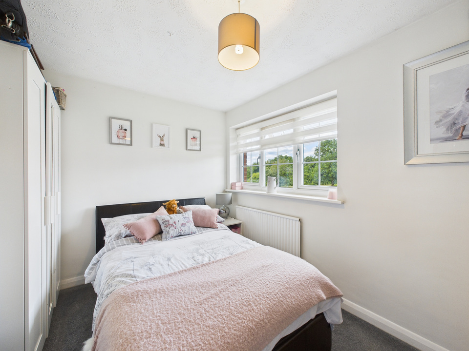 4 bed detached house for sale in Oaks Close, Horsham - Property Image 6