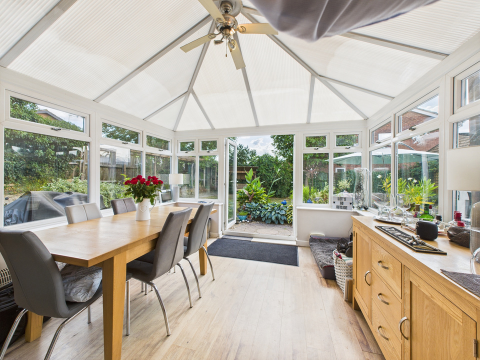 4 bed detached house for sale in Oaks Close, Horsham - Property Image 8