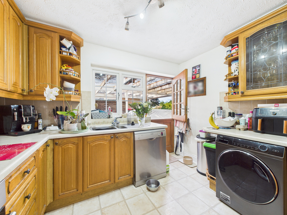 4 bed detached house for sale in Oaks Close, Horsham - Property Image 14