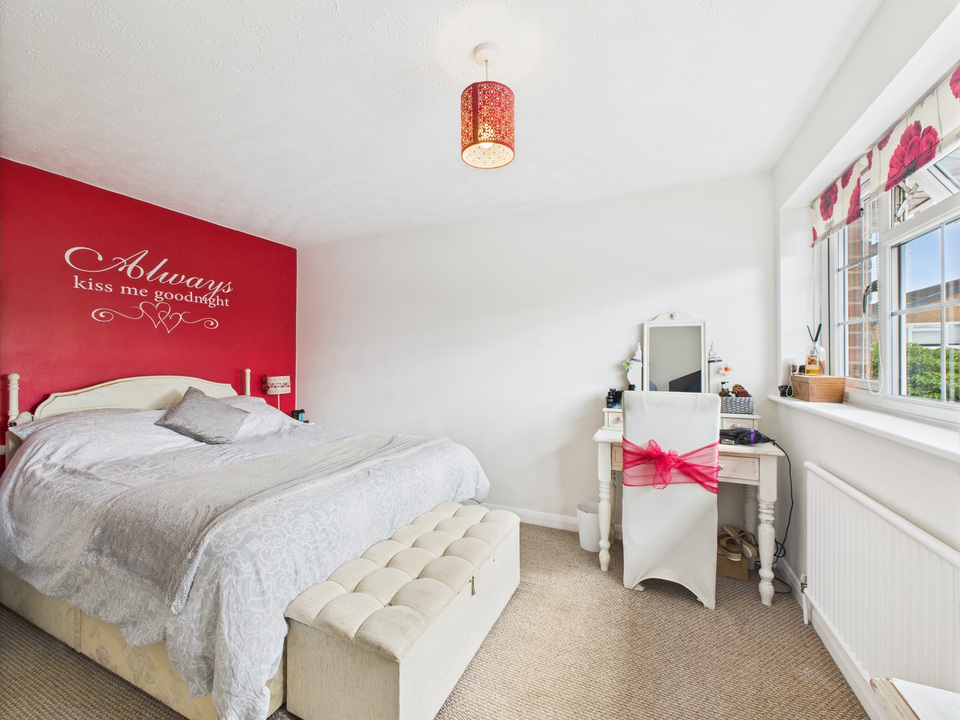 4 bed detached house for sale in Oaks Close, Horsham - Property Image 16