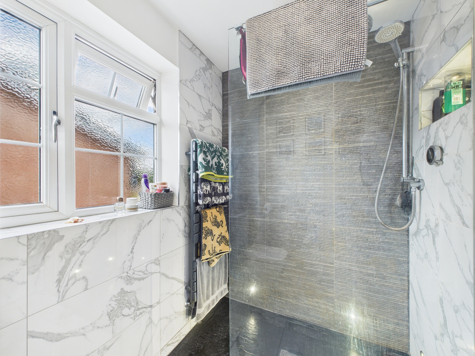 4 bed detached house for sale in Oaks Close, Horsham - Property Image 18