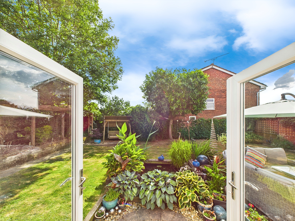 4 bed detached house for sale in Oaks Close, Horsham - Property Image 19