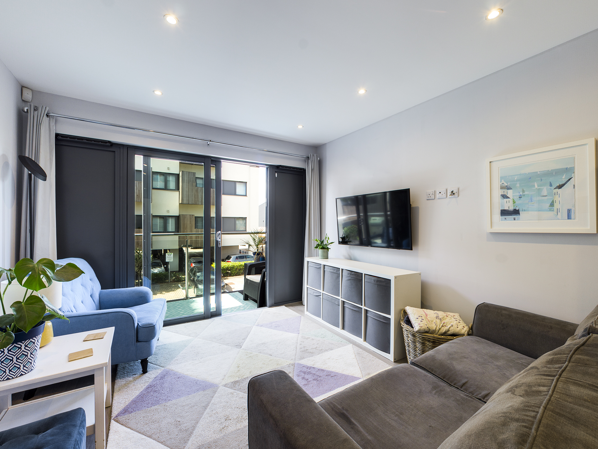 1 bed apartment for sale in North Street, Horsham - Property Image 1