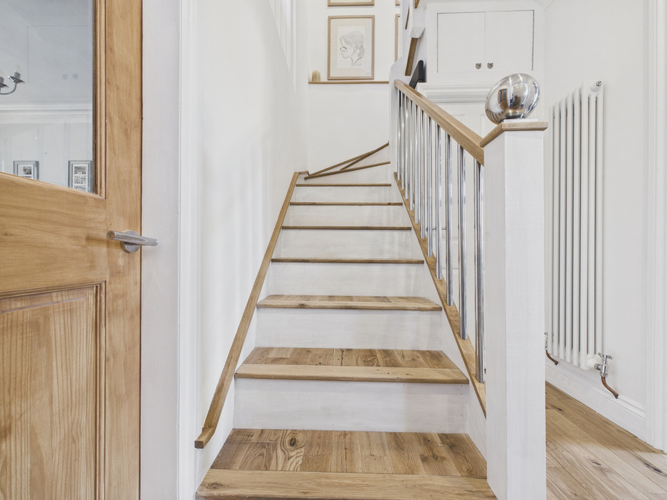 4 bed semi-detached house for sale in Wellington Road, Horsham  - Property Image 11