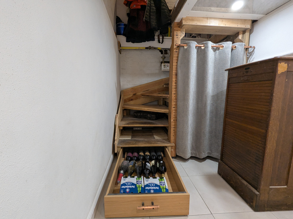 4 bed semi-detached house for sale in Wellington Road, Horsham - Property Image 29