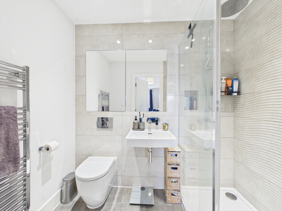 2 bed apartment for sale in The Mill, The Boulevard, Horsham  - Property Image 7