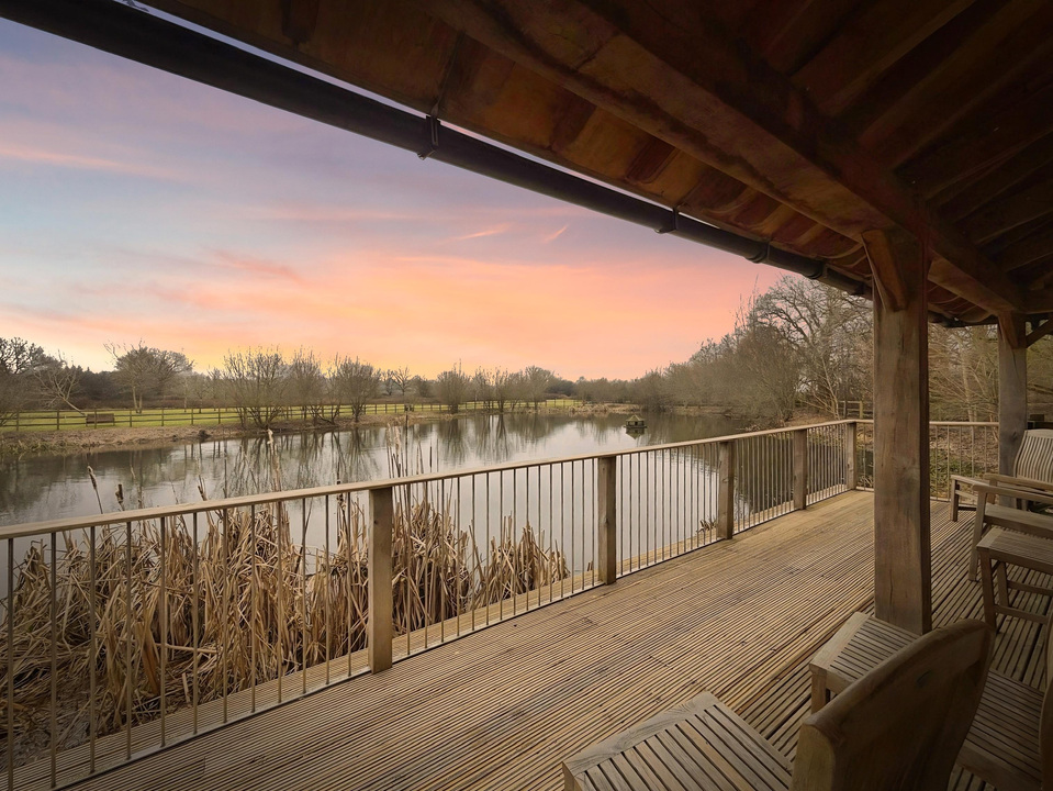 3 bed end of terrace house for sale in Durrants Drive, Faygate, Horsham, West Sussex - Property Image 19