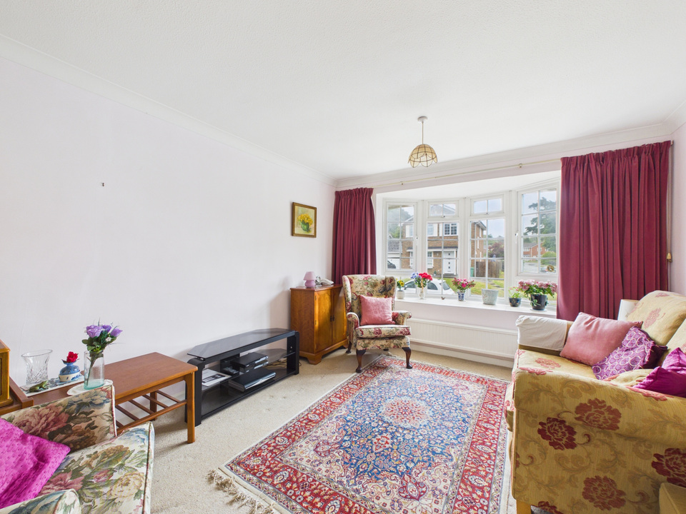 4 bed detached house for sale in Dickins Way, Horsham  - Property Image 2