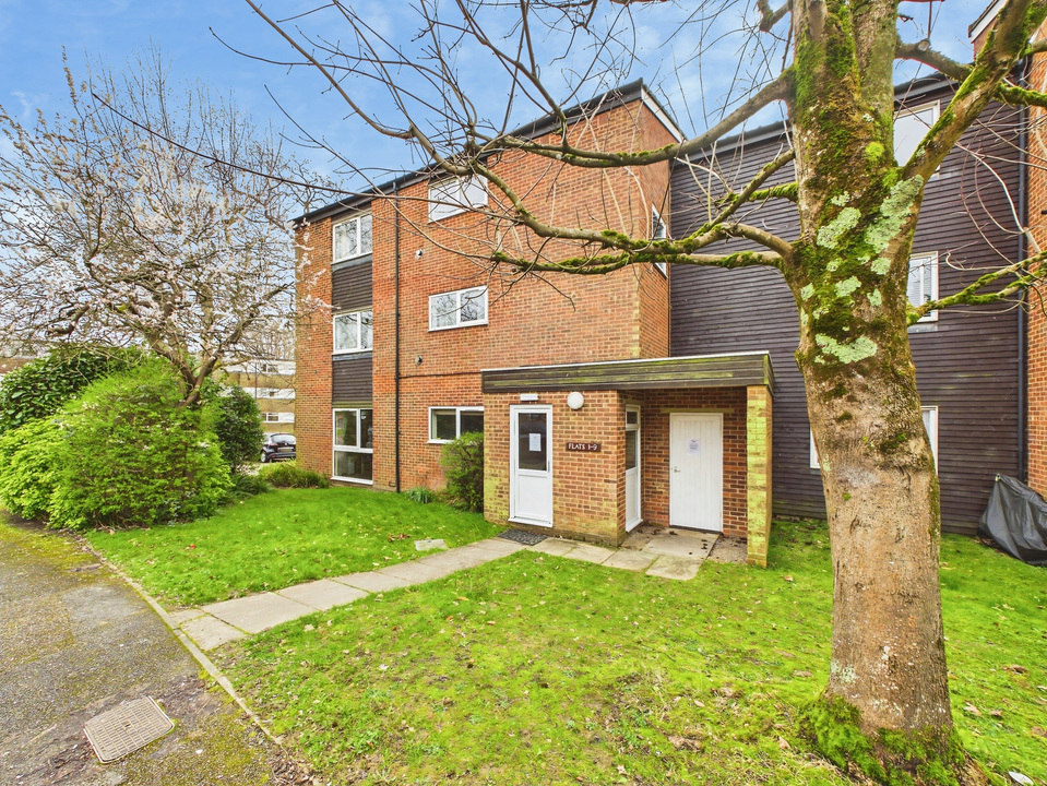 1 bed apartment for sale in Arrancourt, Gilligan Close, Horsham  - Property Image 8