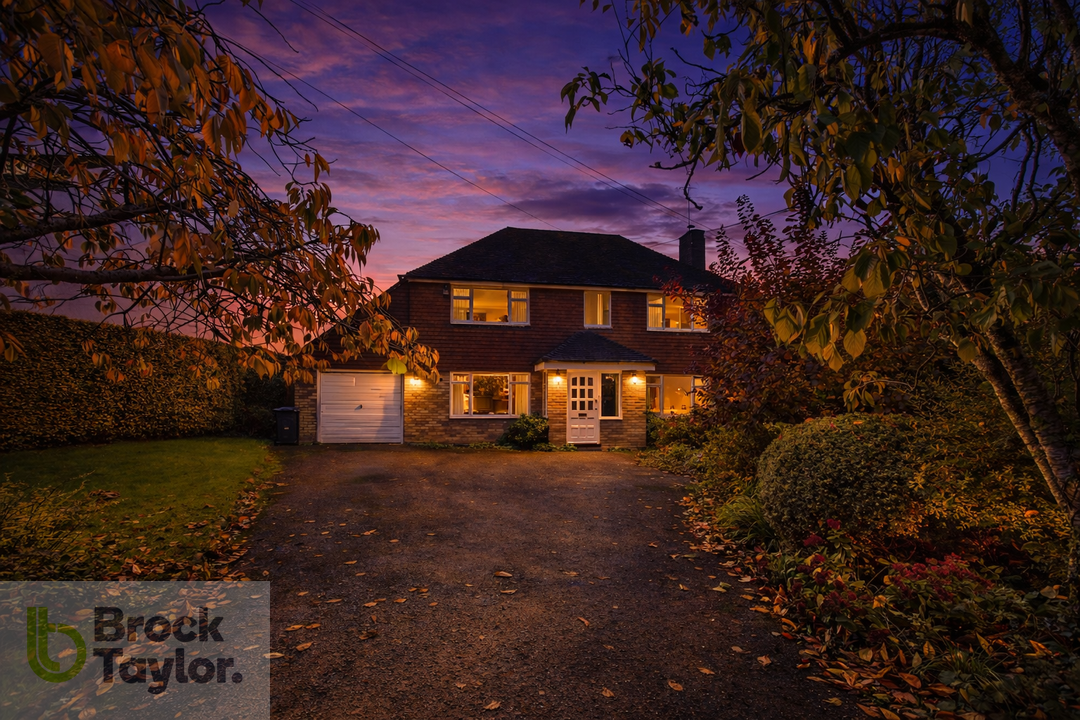 3 bed detached house for sale in Rose Cottage Lane, Staplefield  - Property Image 1