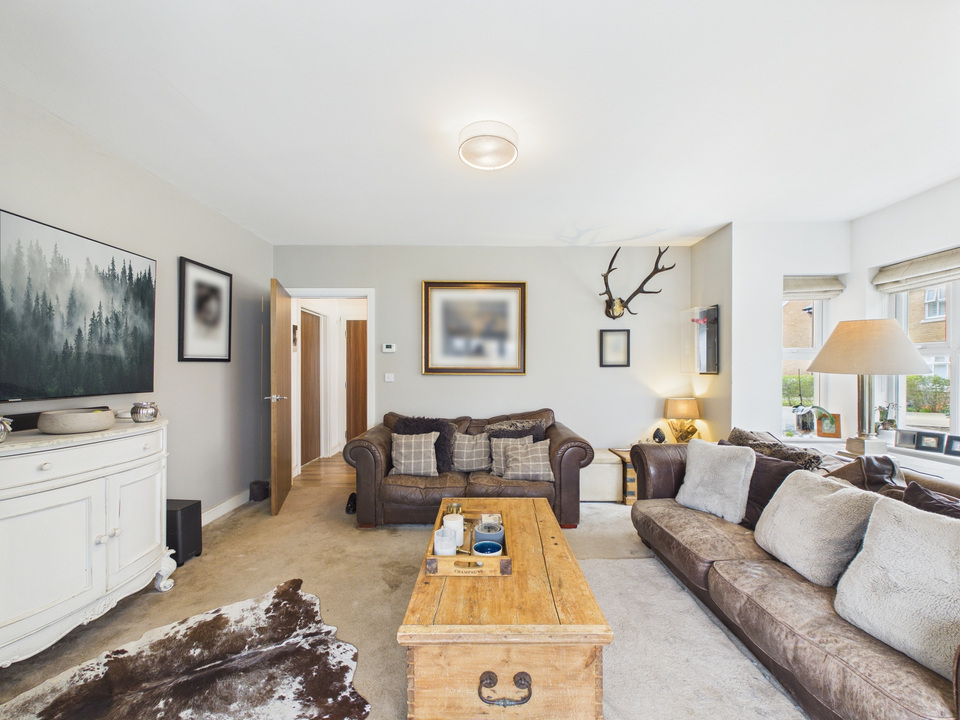 5 bed detached house for sale in Timms Close, Horsham, West Sussex  - Property Image 12