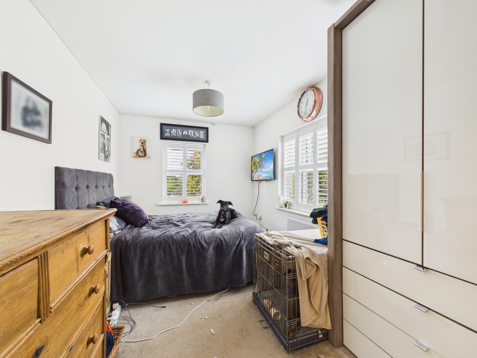 5 bed detached house for sale in Timms Close, Horsham, West Sussex  - Property Image 17