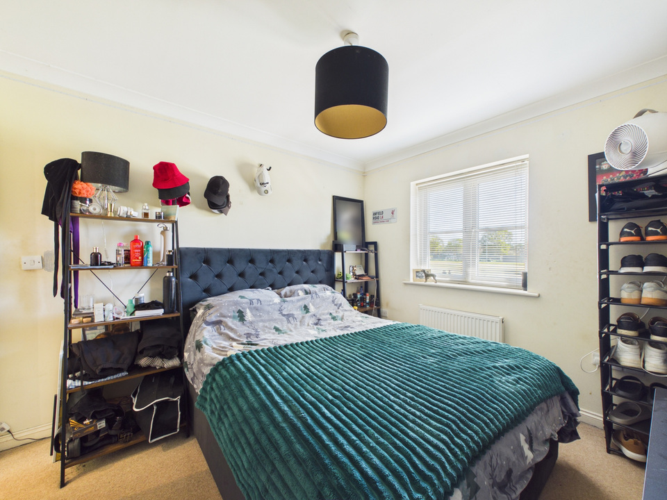 2 bed terraced house for sale in The Foresters, Compton Lane, Horsham  - Property Image 7