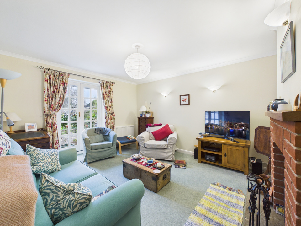 3 bed for sale in Barleycroft, Cowfold, Horsham, West Sussex  - Property Image 3