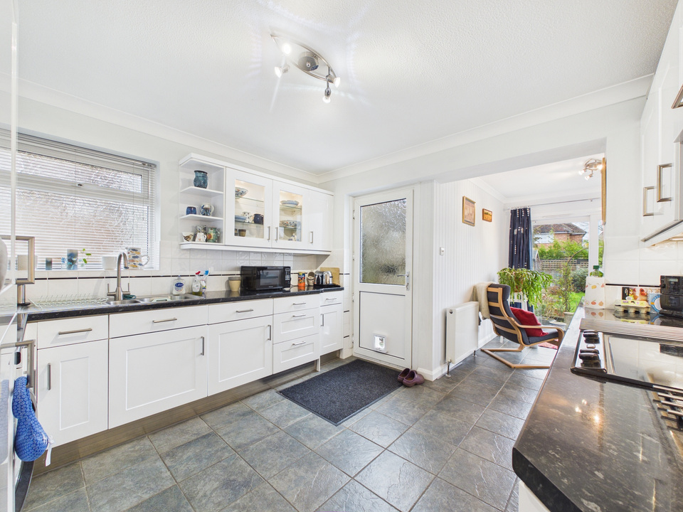 3 bed for sale in Barleycroft, Cowfold, Horsham, West Sussex  - Property Image 5