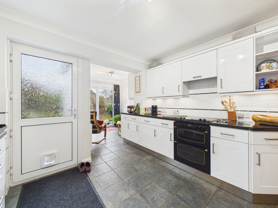3 bed for sale in Barleycroft, Cowfold, Horsham, West Sussex  - Property Image 13