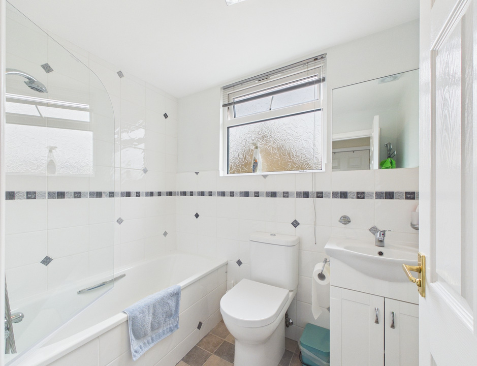 3 bed for sale in Barleycroft, Cowfold, Horsham, West Sussex  - Property Image 10