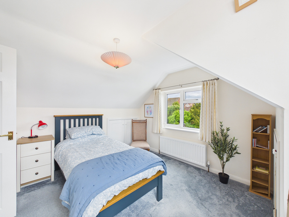 3 bed for sale in Barleycroft, Cowfold, Horsham, West Sussex  - Property Image 10