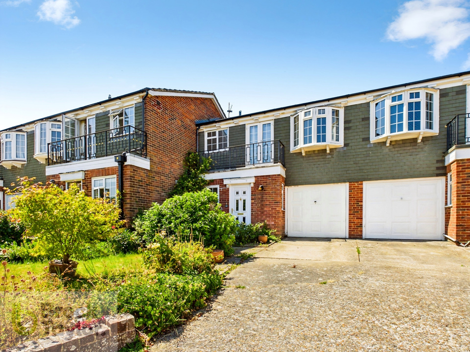 3 bed terraced house for sale in Linden Grove, Lindfield, West Sussex, RH16 - Property Image 1