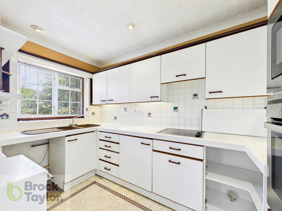 3 bed terraced house for sale in Linden Grove, Lindfield, West Sussex, RH16 - Property Image 10