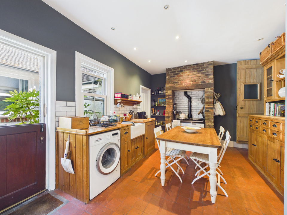 4 bed semi-detached house for sale in Forest Road, Horsham, West Sussex  - Property Image 2