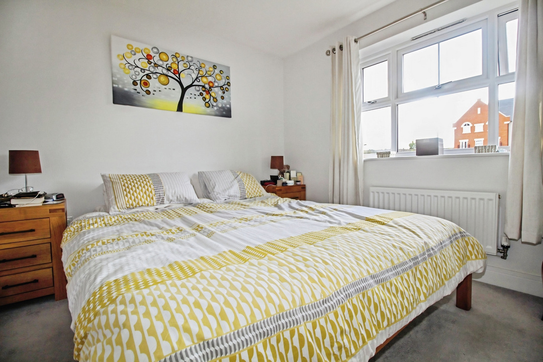 2 bed terraced house for sale in Arundale Walk, Horsham - Property Image 6
