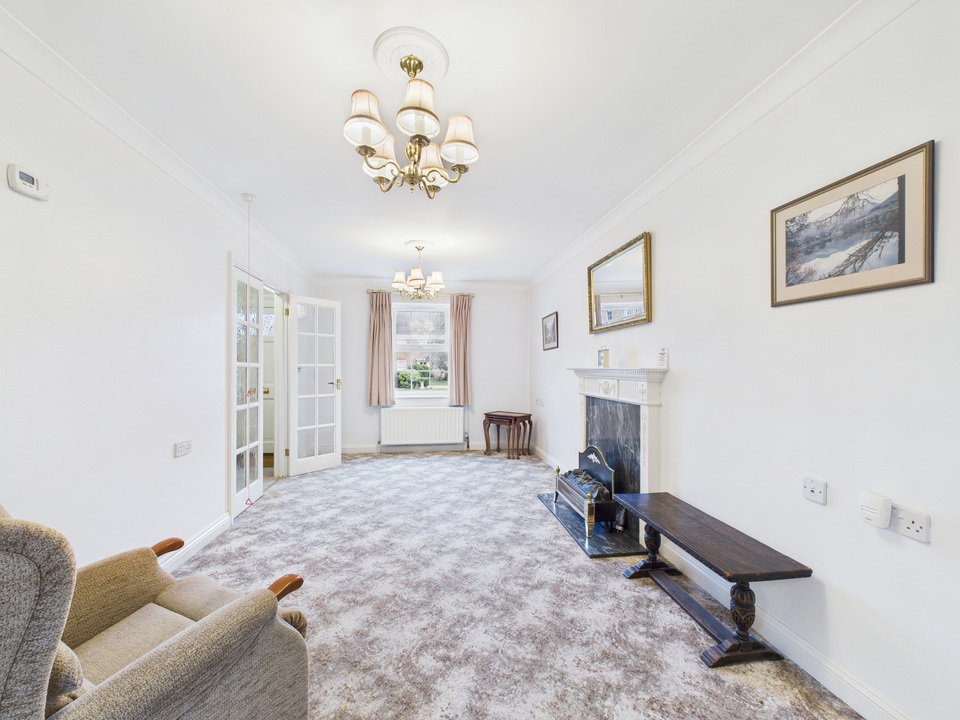 2 bed terraced house for sale in Hills Place, Horsham, West Sussex - Property Image 14