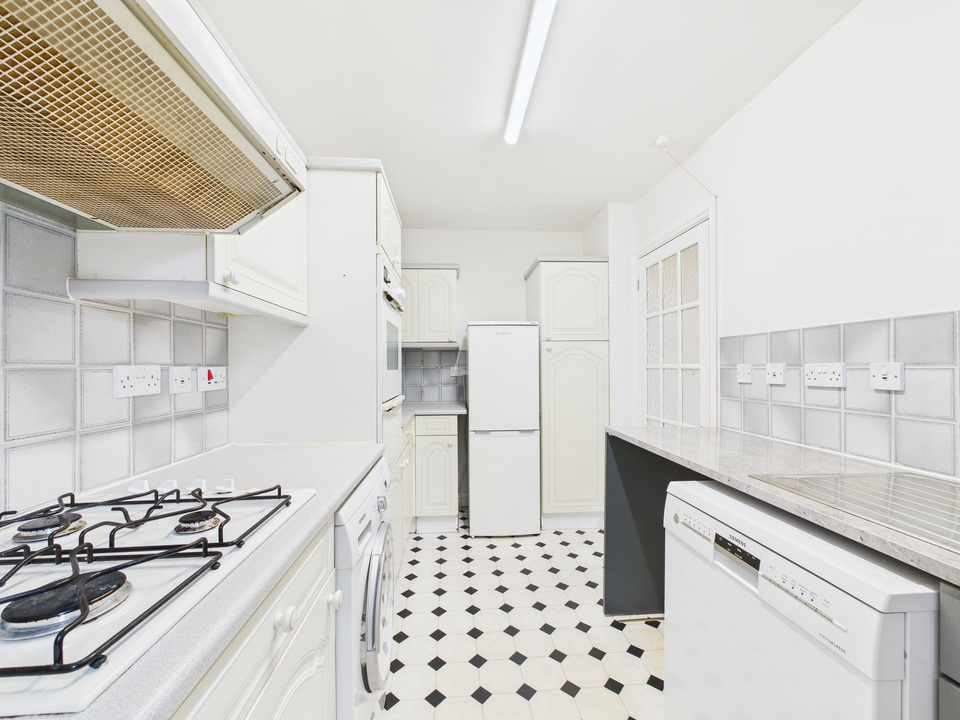 2 bed terraced house for sale in Hills Place, Horsham, West Sussex - Property Image 16