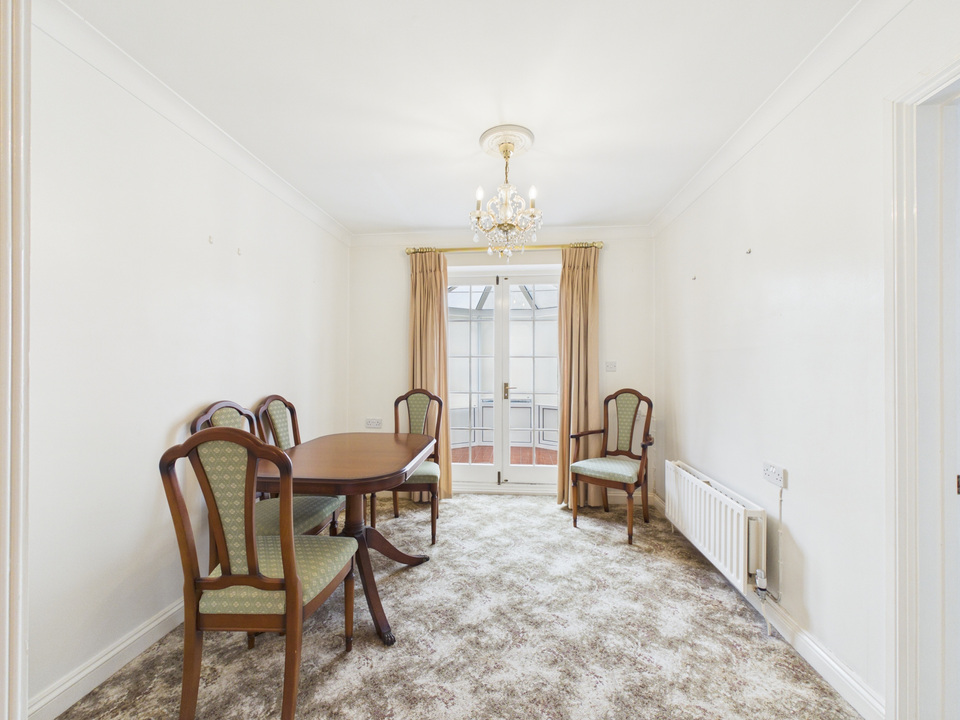2 bed terraced house for sale in Hills Place, Horsham, West Sussex  - Property Image 18