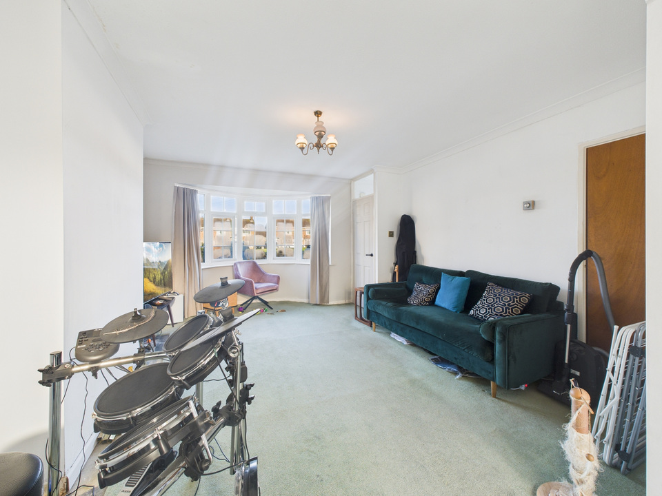 2 bed end of terrace house for sale in Greenfields Close, Horsham, West Sussex  - Property Image 8