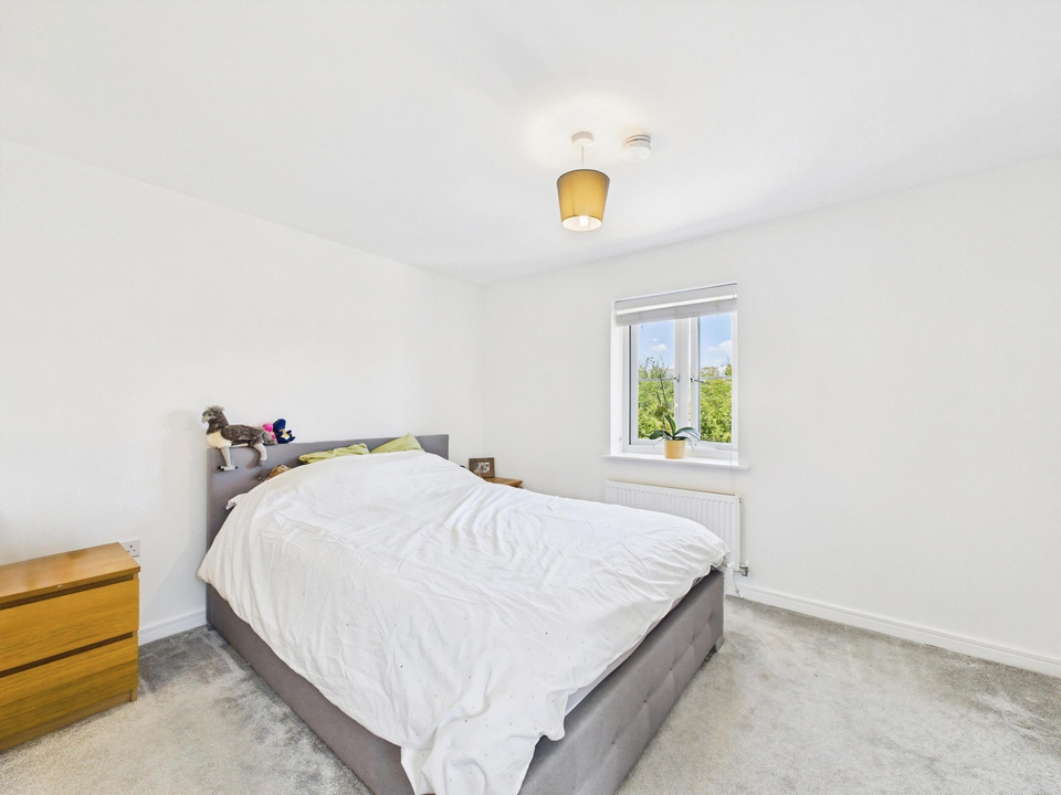 4 bed detached house for sale in Pelling Way, Broadbridge Heath, Horsham, West Sussex - Property Image 12