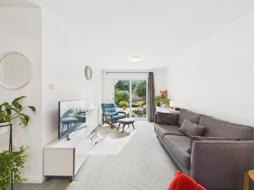 3 bed detached house for sale in Bluebell Close, Horsham, West Sussex  - Property Image 4