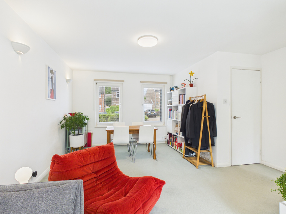 3 bed detached house for sale in Bluebell Close, Horsham, West Sussex  - Property Image 3