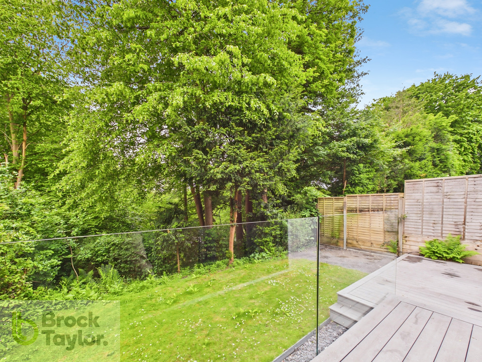 4 bed detached house for sale in Blunts Wood Road, Haywards Heath  - Property Image 12